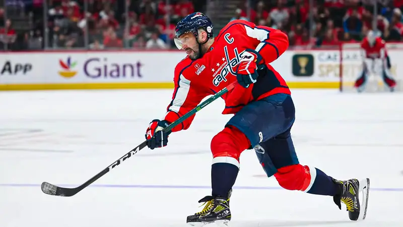 How Has Ovechkin Contributed to International Ice Hockey for His Country?