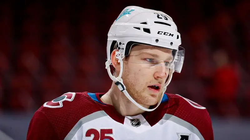 Much Is Nathan Mackinnon Worth