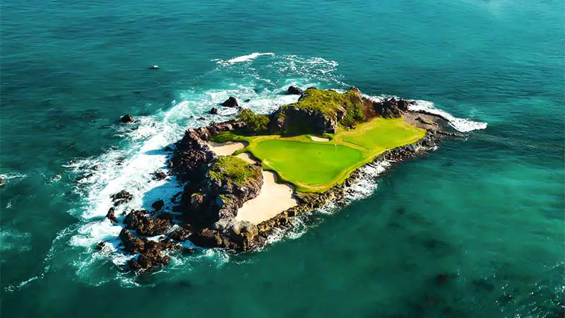 Golf Courses in the World