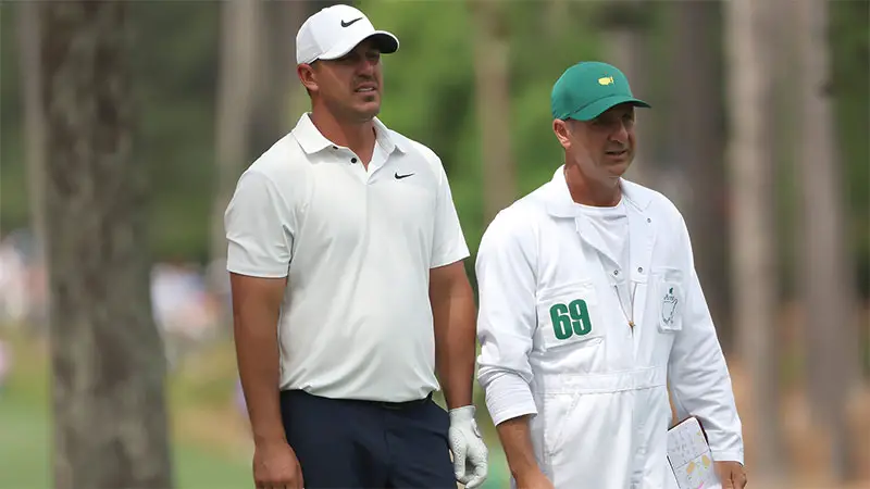 brooks koepka caddie