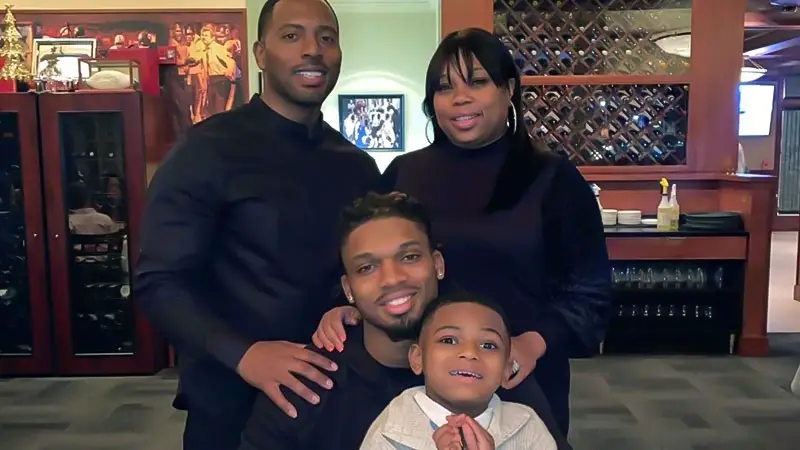 damar hamlin family