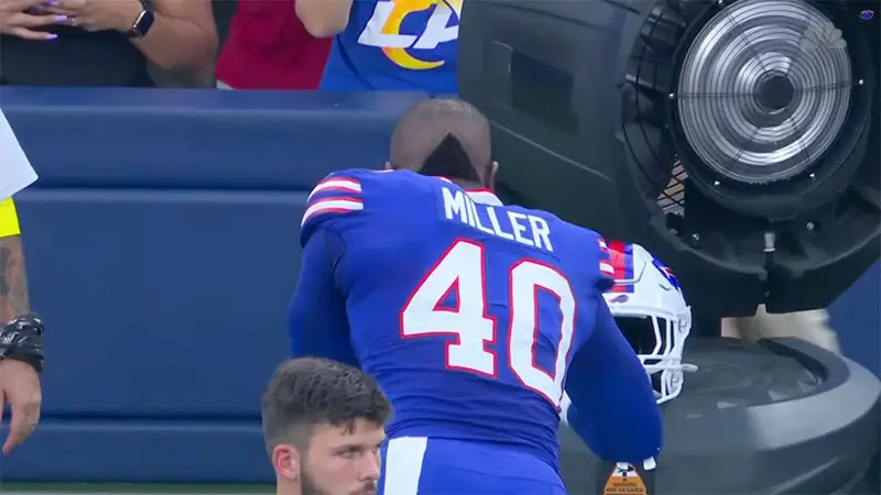 why does von miller have a triangle haircut