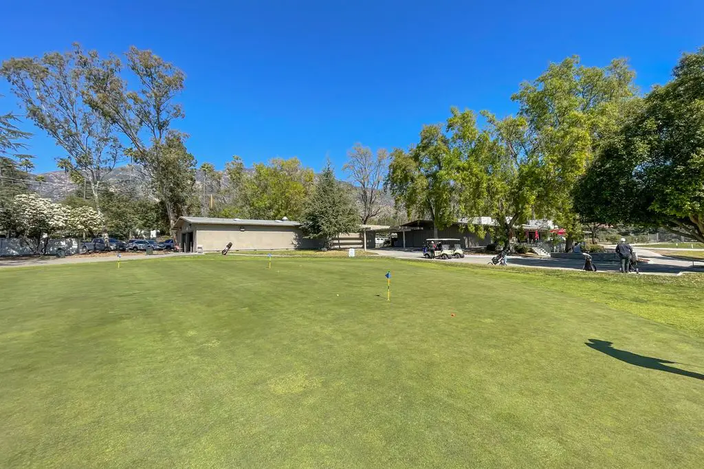 Altadena-Golf-Course-1