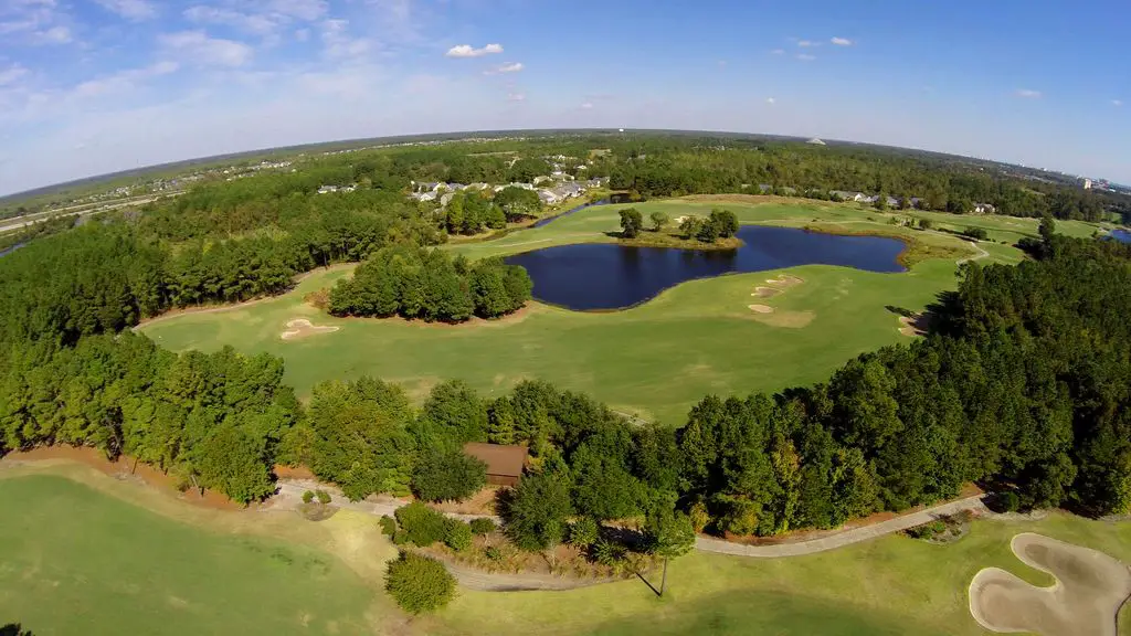 Barefoot-Resort-Golf