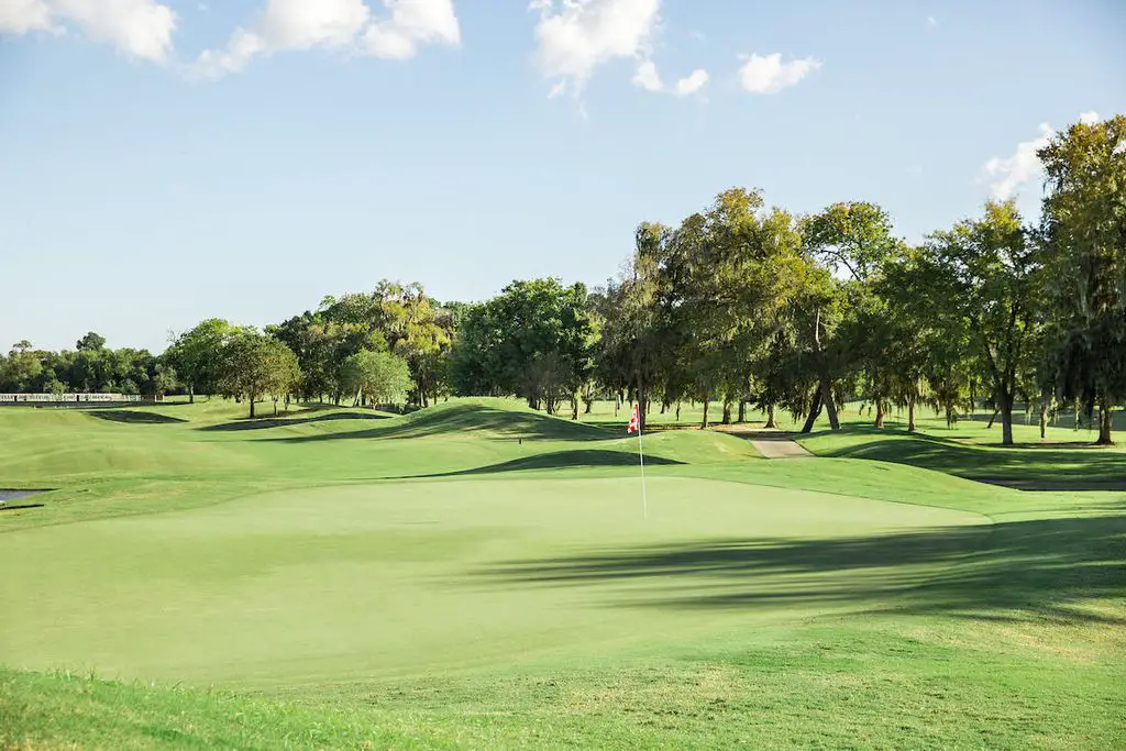 Bay-Oaks-Country-Club-1