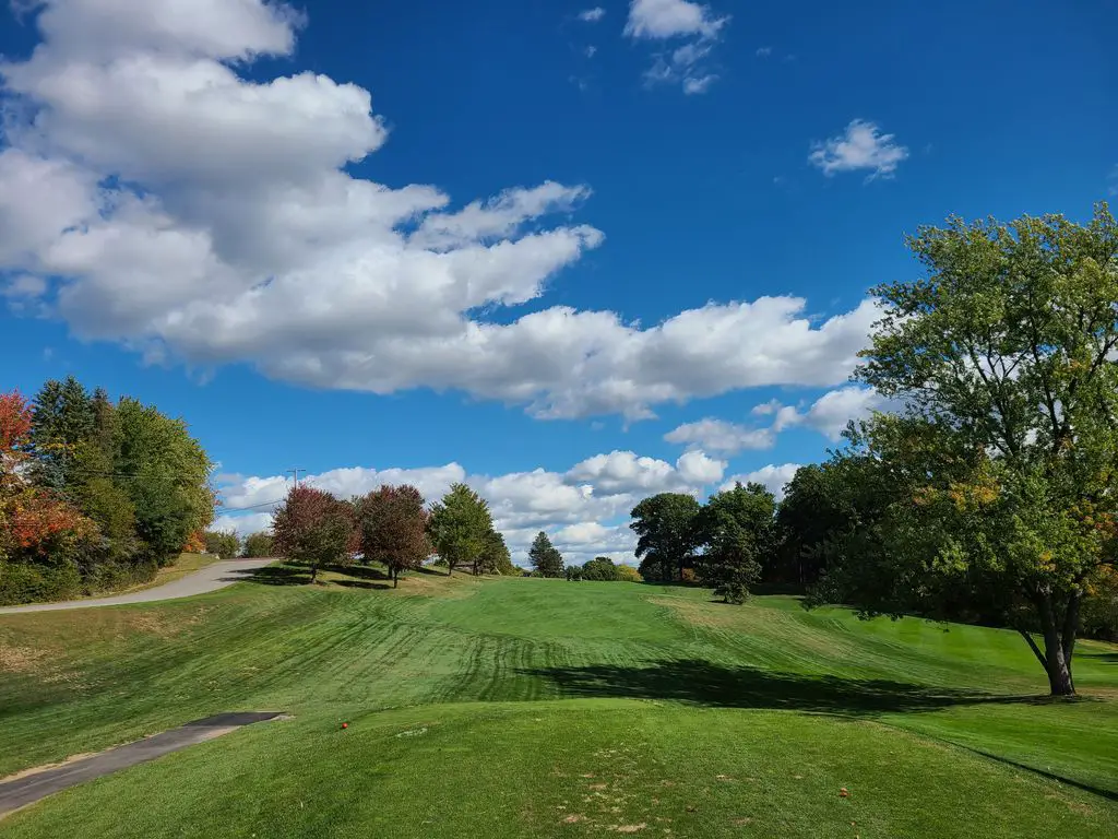 Clover-Hill-Golf-Course-1