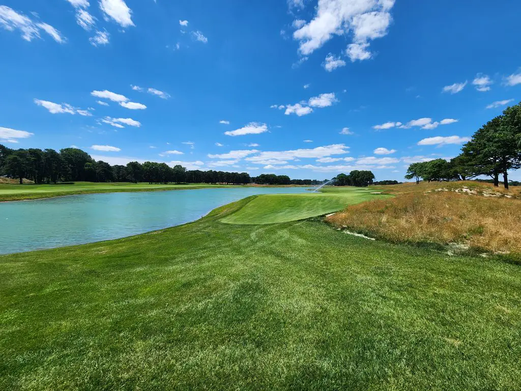 Colonial-Springs-Golf-Club-1