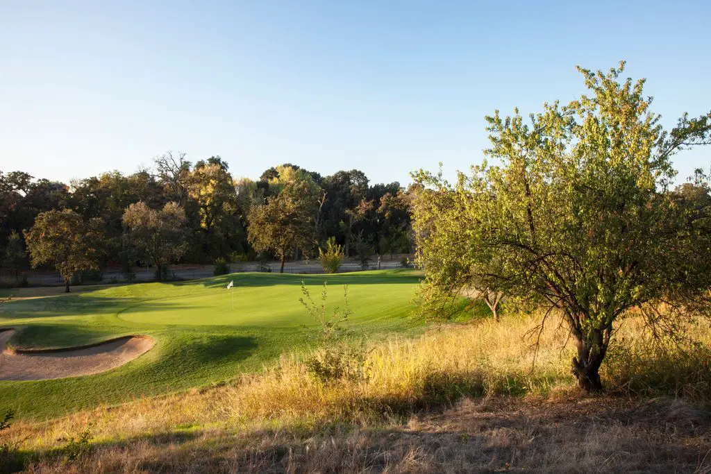 Creekside-Golf-Course