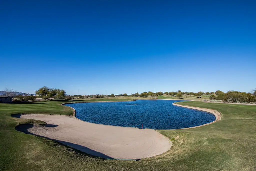 Falcon-Dunes-Golf-Course-1