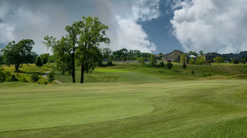 Falcon Lakes Golf Course