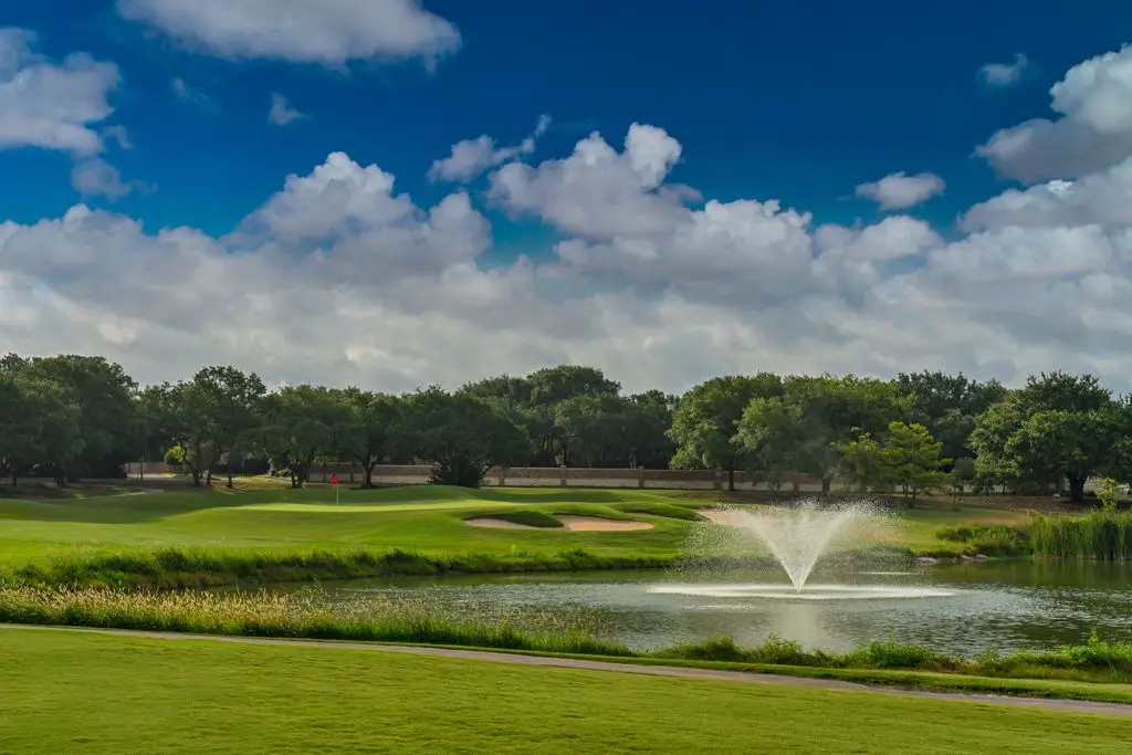 Forest-Creek-Golf-Club