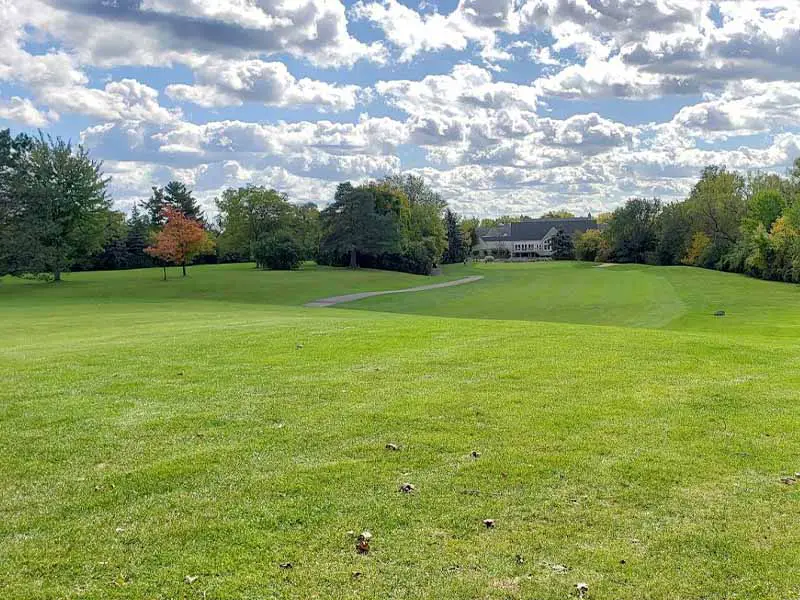 Glen Oaks Golf Course