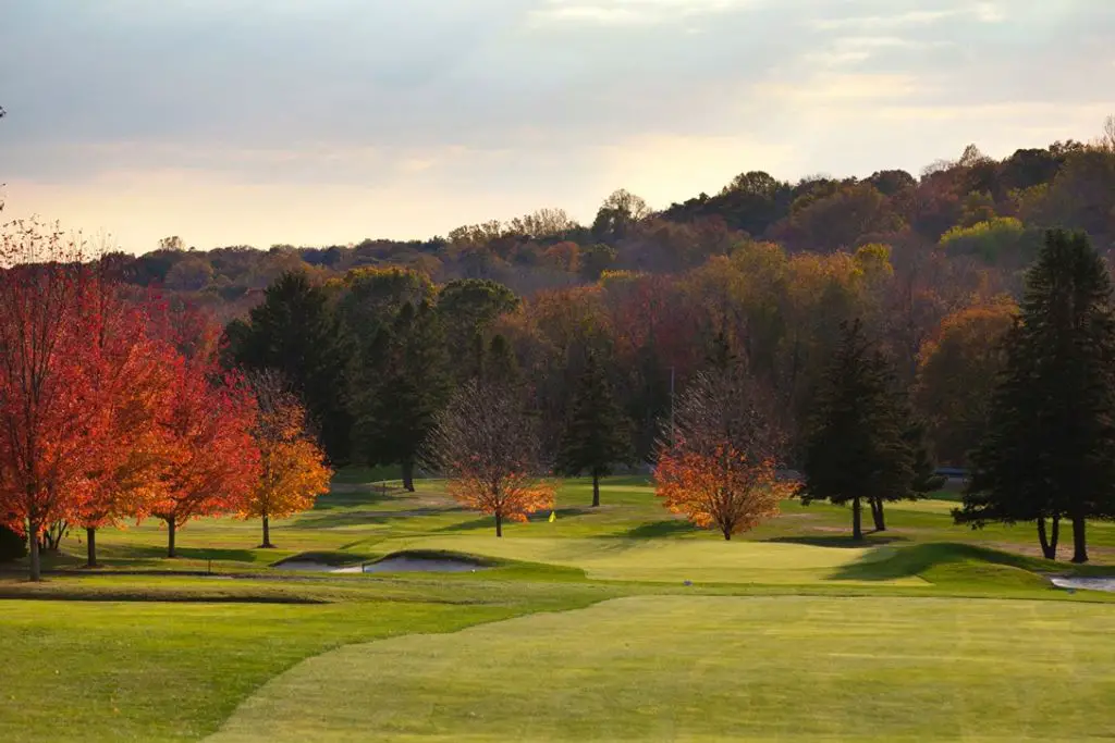 Grassy-Hill-Country-Club