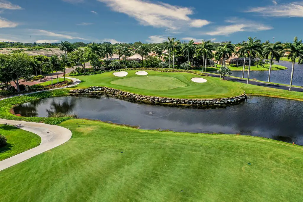 Gulf-Harbour-Yacht-Country-Club