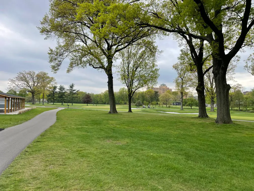 Hendricks-Field-Golf-Course