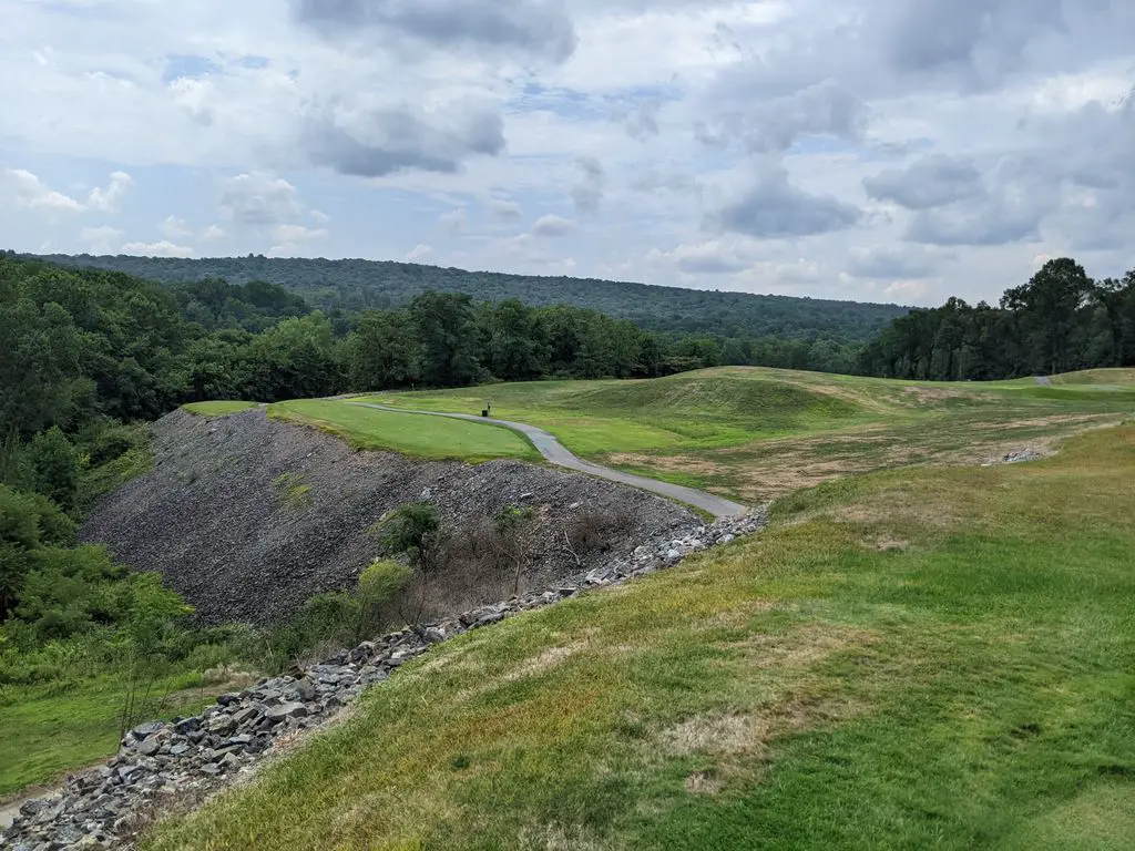 Iron-Valley-Golf-Club-1