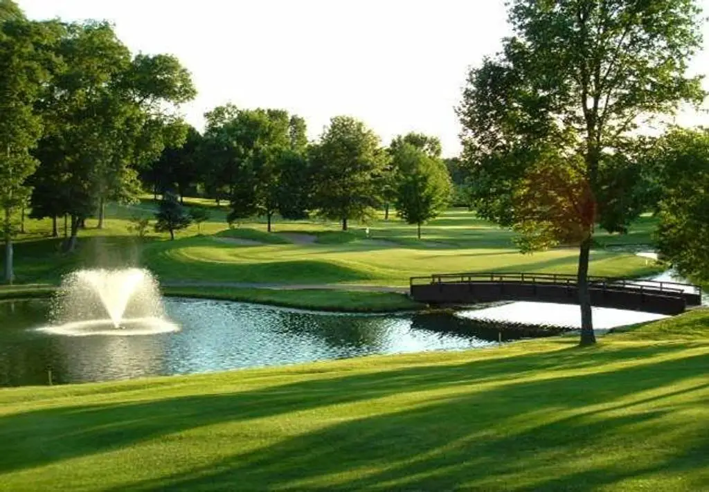 Lake-Forest-Country-Club