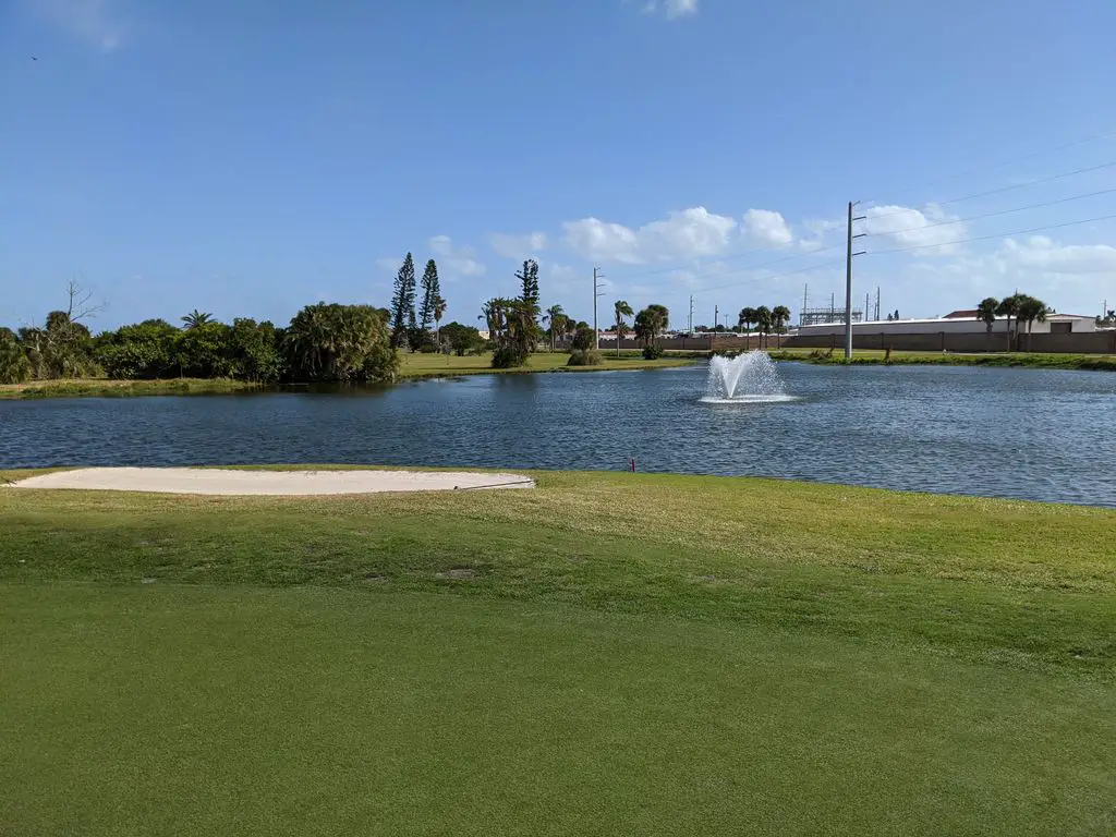 Manatee-Cove-Golf-Course-1