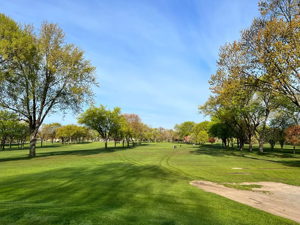 Maple-Lane-Golf-Club-and-Driving-Range