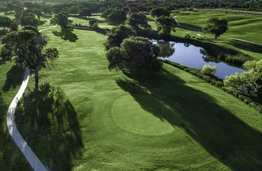 Meadowbrook-Canyon-Creek-Golf-Club