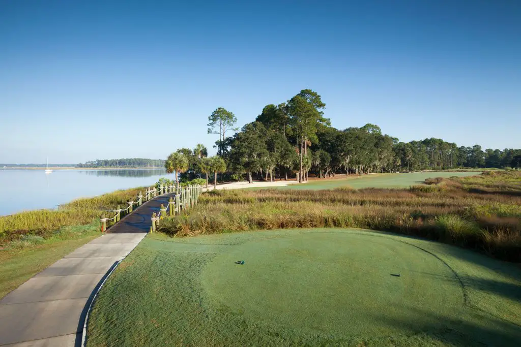 Oakridge-Golf-Course-at-The-Landings-Golf-Athletic-Club-1