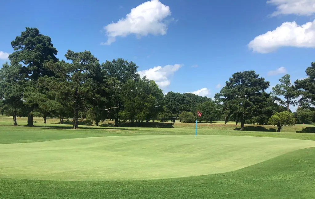 Pete-Brown-Golf-Facility