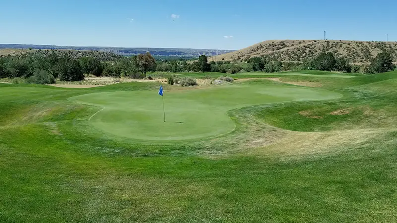 Pinon Hills Golf Course