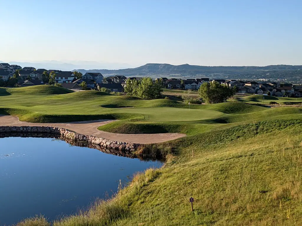 Red-Hawk-Ridge-Golf-Course