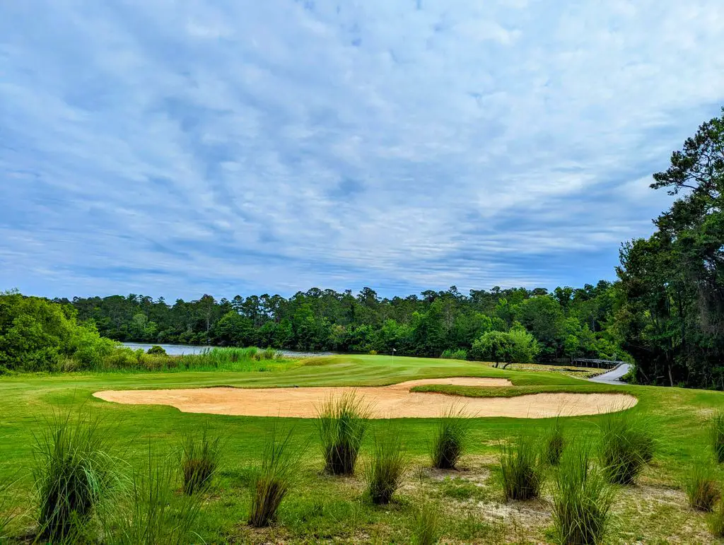 Rivers-Edge-Golf-Club-and-Plantation