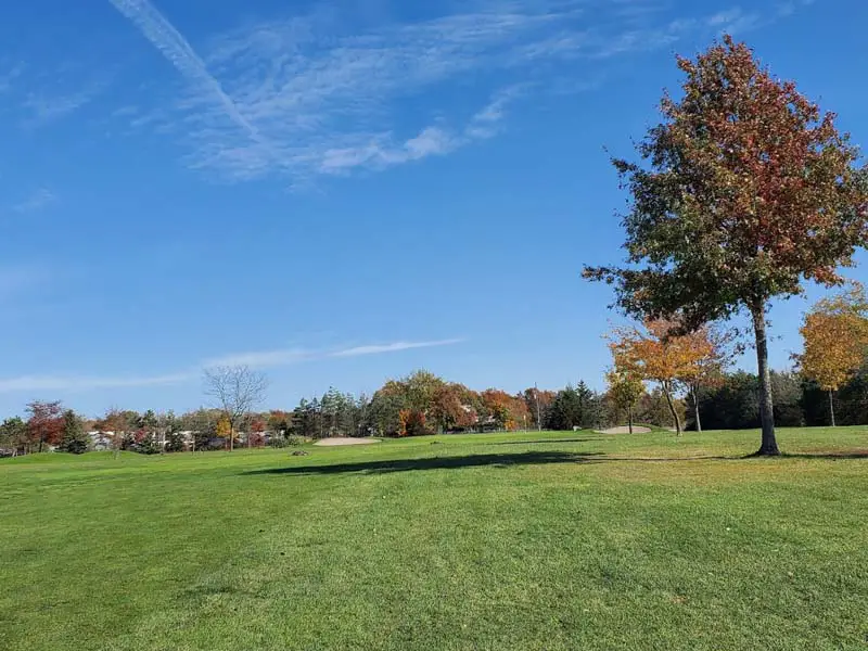 Rolling Meadows Golf & Country Club