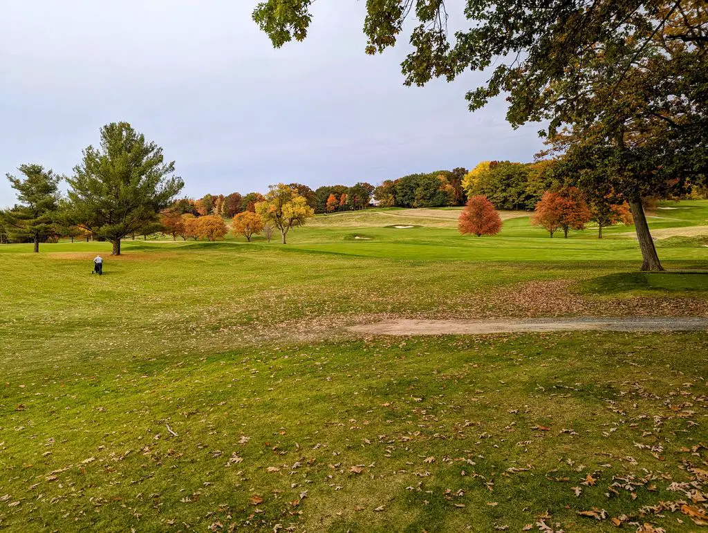 Schuyler-Meadows-Club