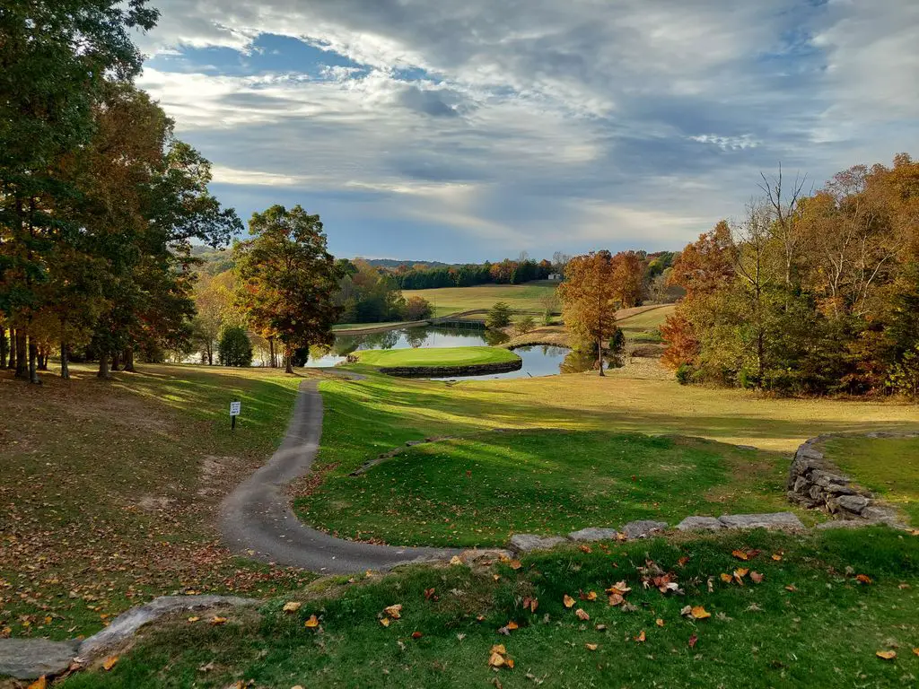 Shady-Hollow-Golf-Course