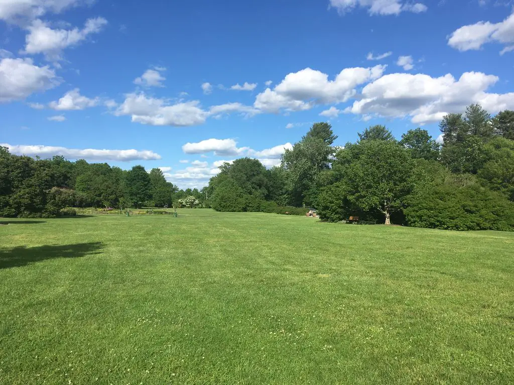 Spooky-Brook-Public-Golf-Course