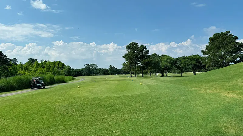 The Pointe Golf Club