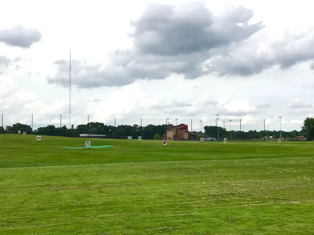 University-of-Minnesota-Golf-Course-Club-House-1