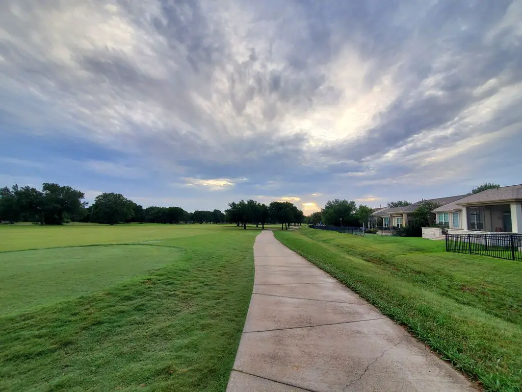 White-Wing-Golf-Club