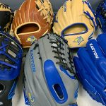 are easton baseball gloves good