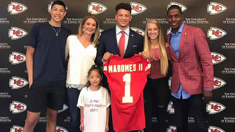 patrick mahomes parents