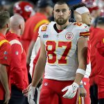 travis kelce height weight