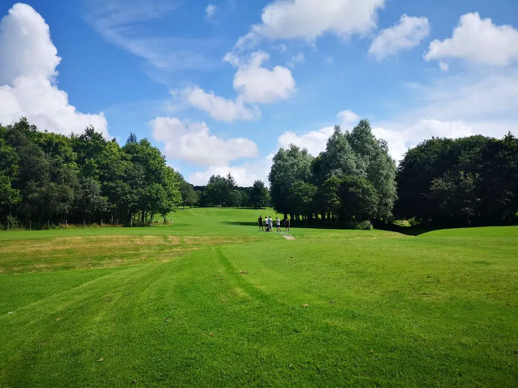 Balbardie-Park-of-Peace-Golf-Course