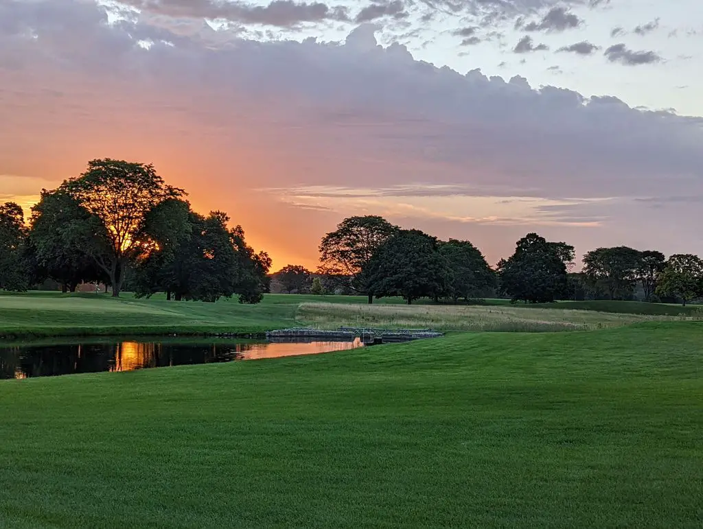 Blue-Mound-Golf-Country-Club-1