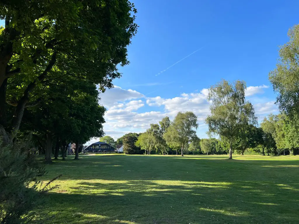 Harpenden-Common-Golf-Club-1