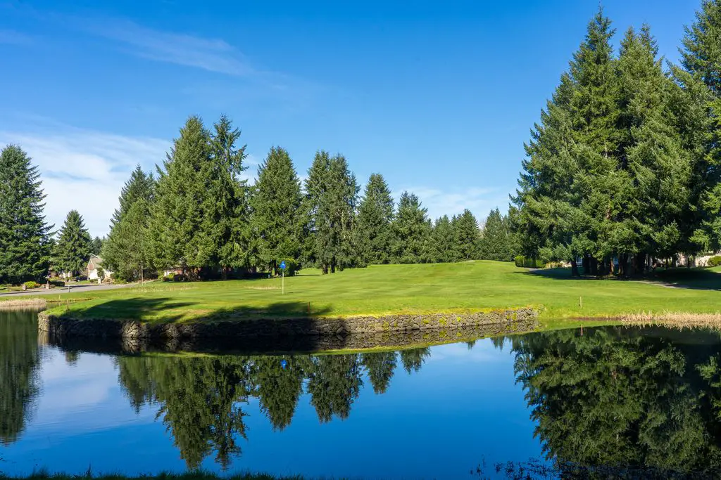 Indian-Summer-Golf-Country-Club