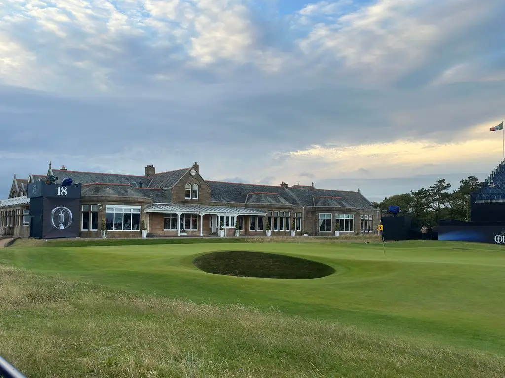 Royal-Troon-Golf-Club-1