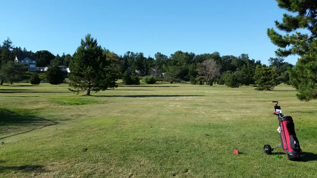 Sandy-Point-Golf-Course-1